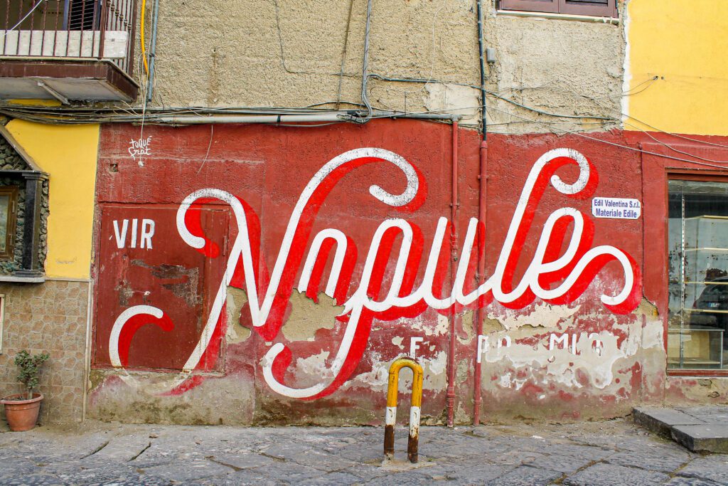 Cosa vedere a Napoli Murales Napule