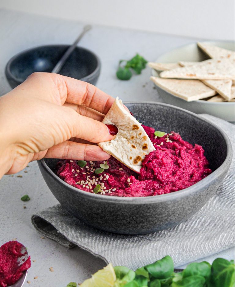 hummus di barbabietola rossa